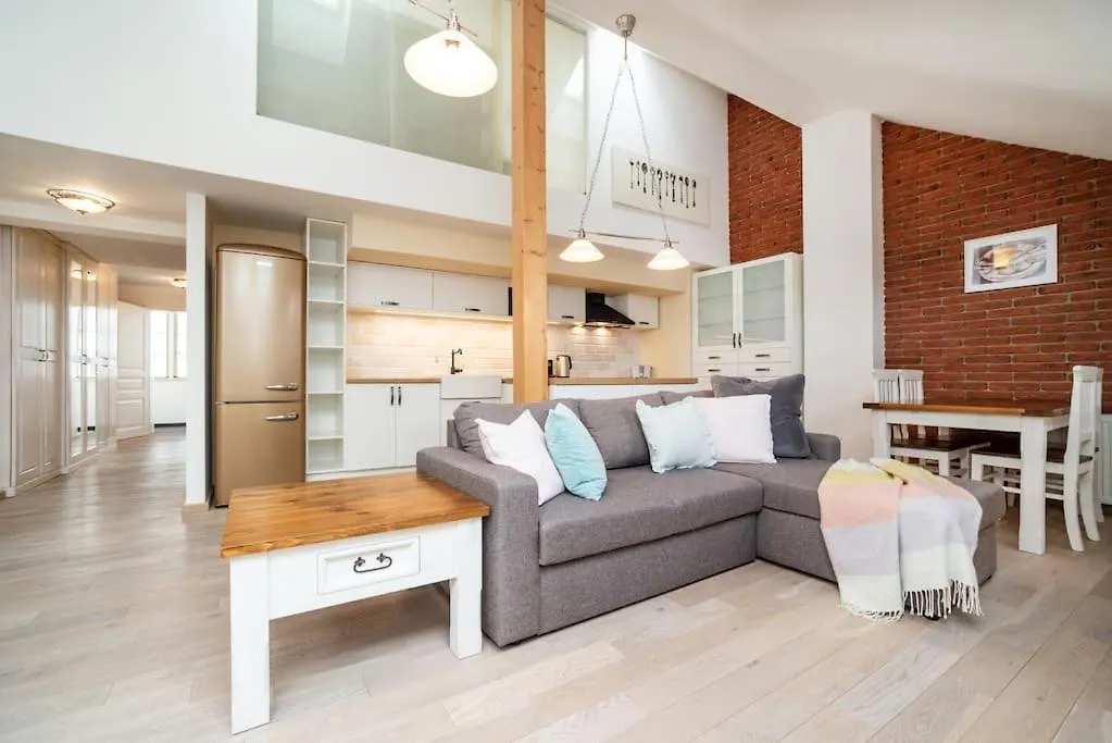 Luxurious And Chic Duplex 2 Bed Apartment Prague