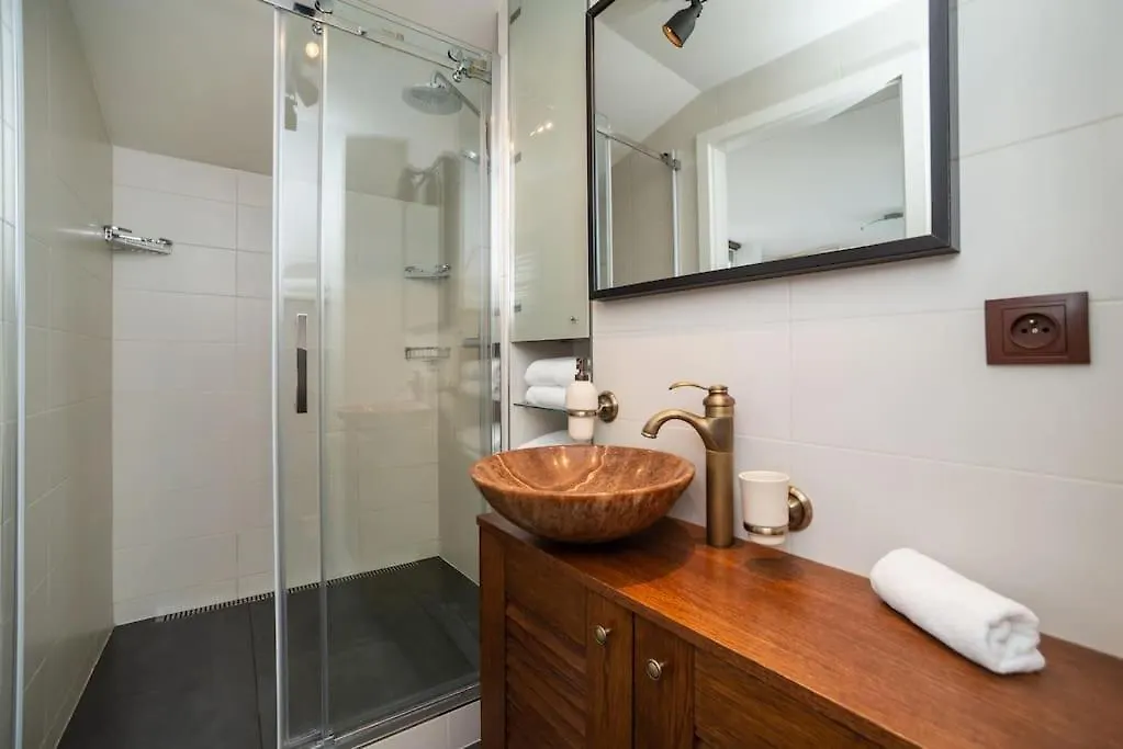 Luxurious And Chic Duplex 2 Bed Apartment Prague Czech Republic