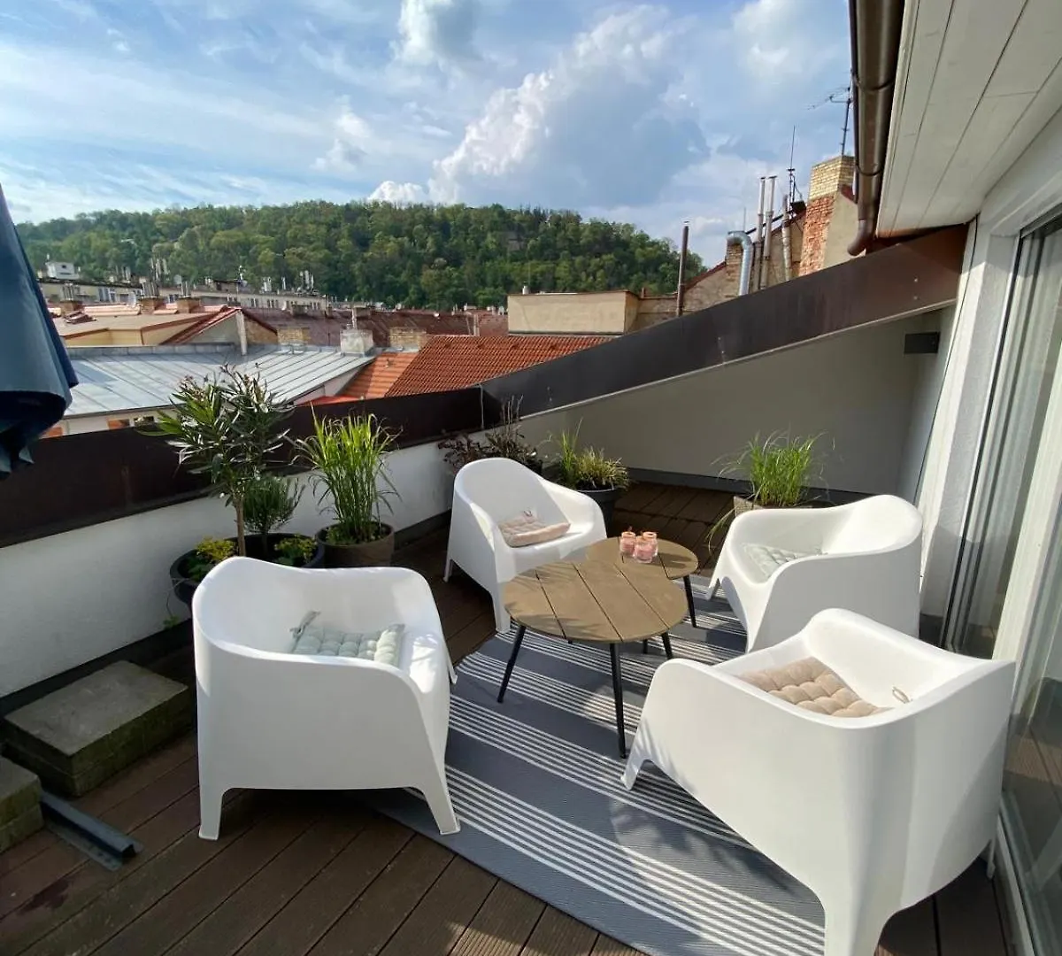 Luxurious And Chic Duplex 2 Bed Apartment Πράγα